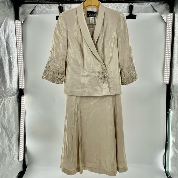 Alex Evenings Metallic Gold Long Skirt and Jacket Formal Floral Mother of Bride - Picture 1 of 16